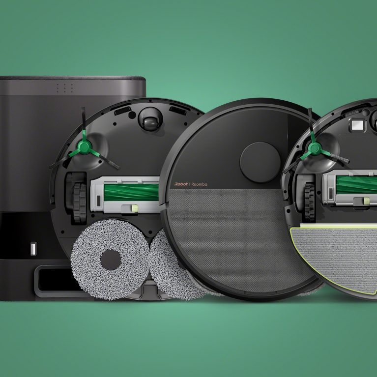 Roomba_Combo_Vac_Black_105_205_405_505_ProductLineUp_Jade_1500x1500